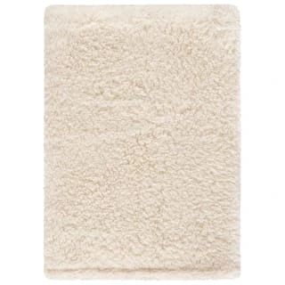 Simply Everyday Teddy Rolled Throw - Cream 4 Simply Everyday Teddy Rolled Throw - Cream - Image 4