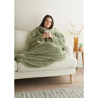 Home Essentials Teddy TV Blanket - Sage 5 Home Essentials Teddy TV Blanket - Sage - Image 5