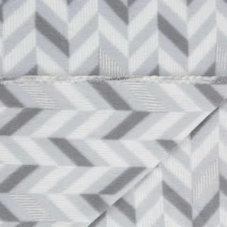 Simply Grey & Geo Print Polar Fleece Throw 2pk 4 Simply Grey & Geo Print Polar Fleece Throw 2pk - Image 4